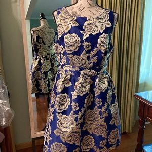Filtre Floral Brocade Dress